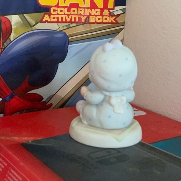 1996 PRECIOUS MOMENTS (YOU HAVE TOUCHED SO MANY HEARTS) #272485 - Picture 2 of 8